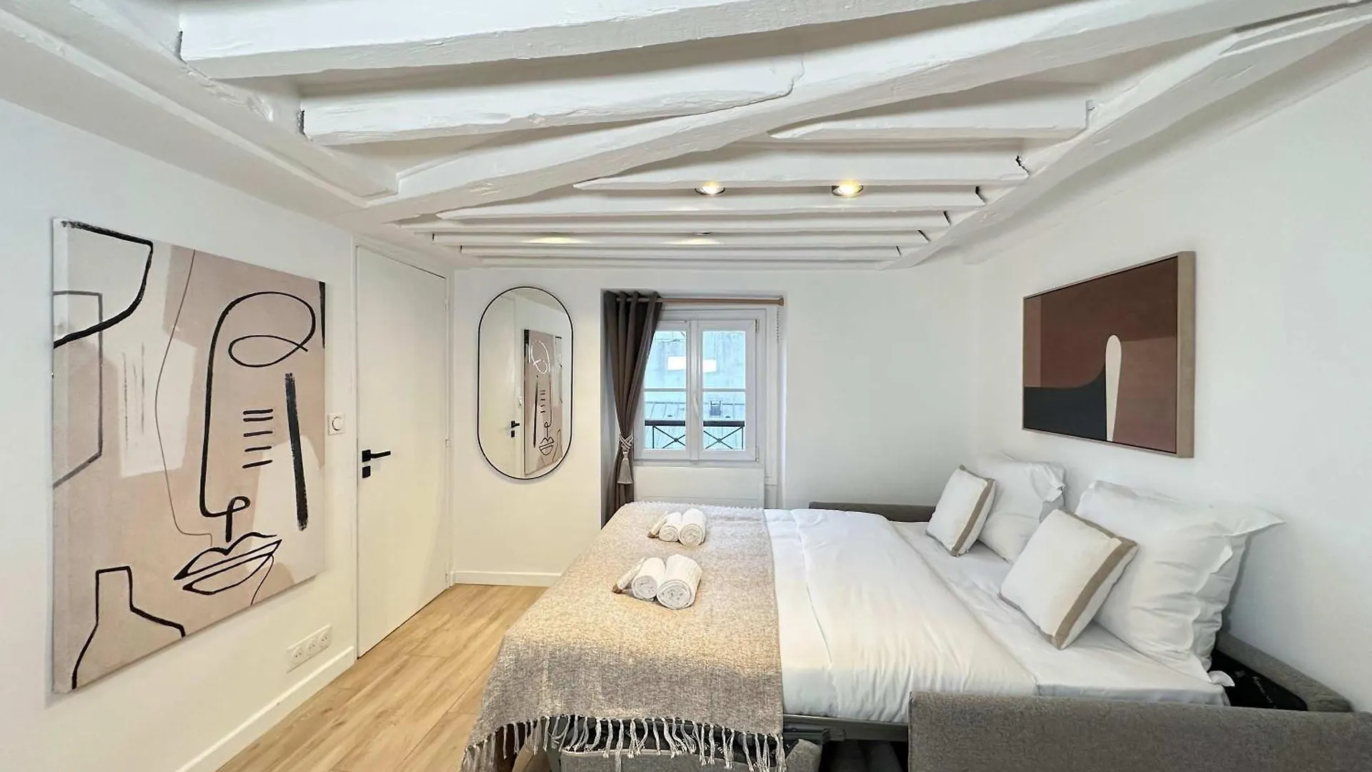 شقة Chic Flat With Elevator 4 Guests Bourse De باريس 0*,  فرنسا